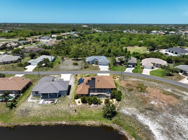 19 MEDALIST WAY, Rotonda West, FL 33947