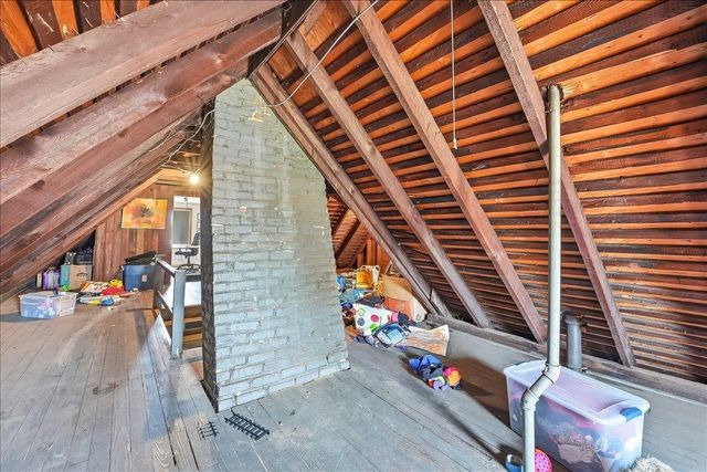 24 EAST 33RD ST, Bayonne, NJ 07002