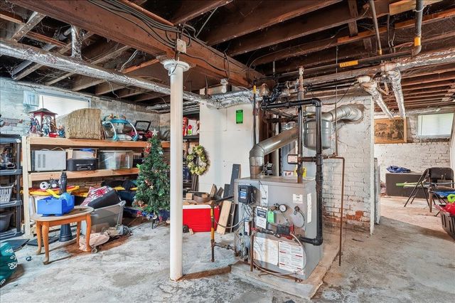 24 EAST 33RD ST, Bayonne, NJ 07002
