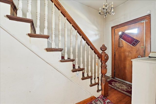 24 EAST 33RD ST, Bayonne, NJ 07002