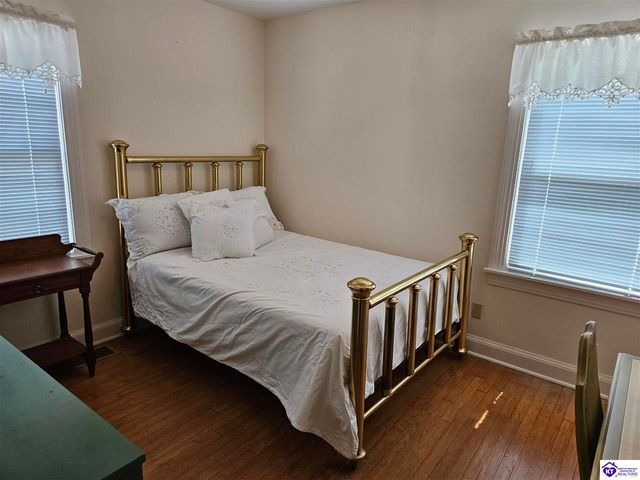754 E Main Street, Cecilia, KY 42724