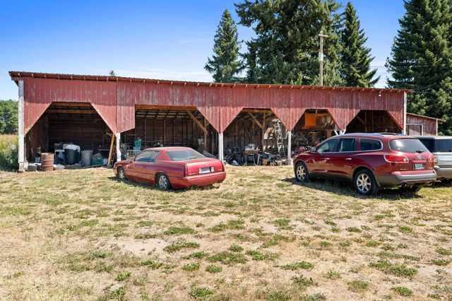 4616 S Highway 395, Clayton, WA 99110