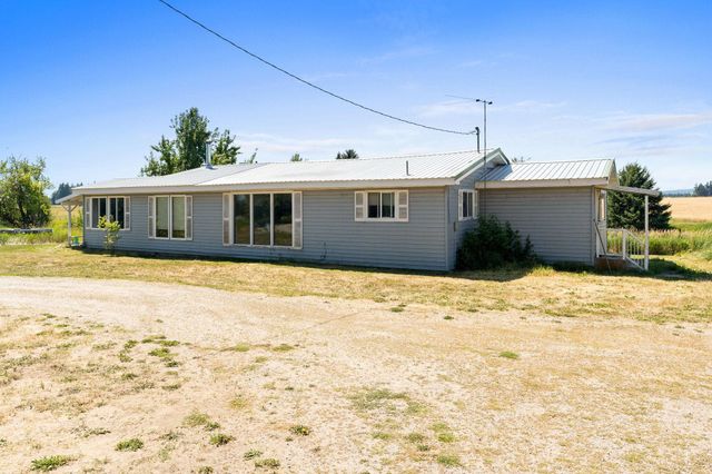 4616 S Highway 395, Clayton, WA 99110