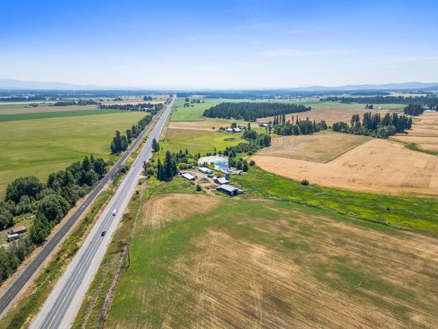 4616 S Highway 395, Clayton, WA 99110