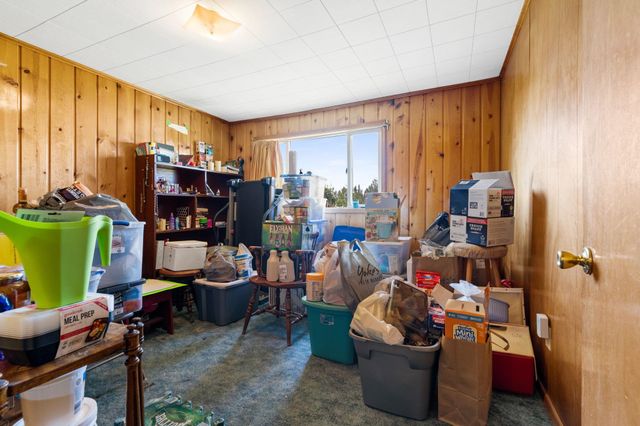 4616 S Highway 395, Clayton, WA 99110