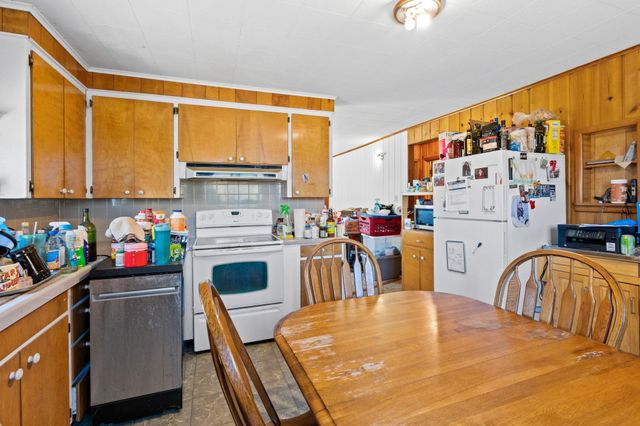 4616 S Highway 395, Clayton, WA 99110