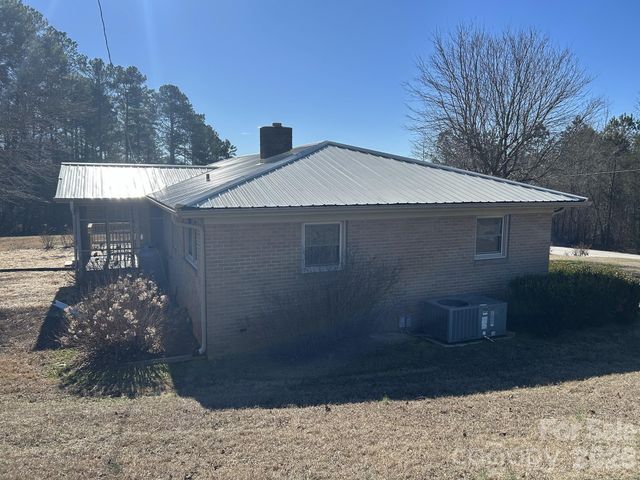 1378 Blacksburg Highway, Blacksburg, SC 29702