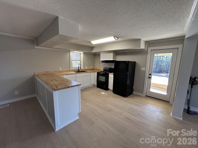 1378 Blacksburg Highway, Blacksburg, SC 29702