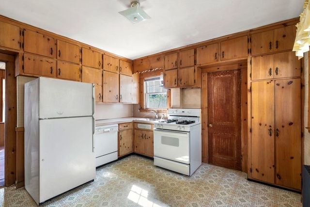 45 Edgemere Rd, Boston, MA 02132
