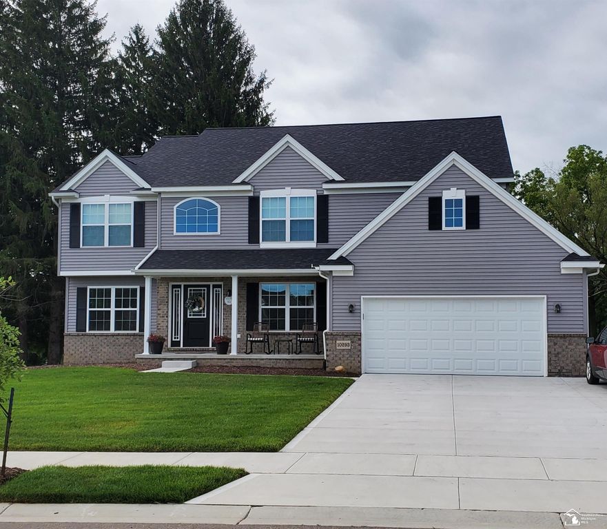 3071 Apple Blossom Way, Monroe, MI 48161