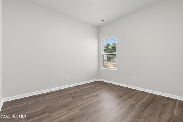 1152 Garland Lake Cir Sw, Supply, NC 28462