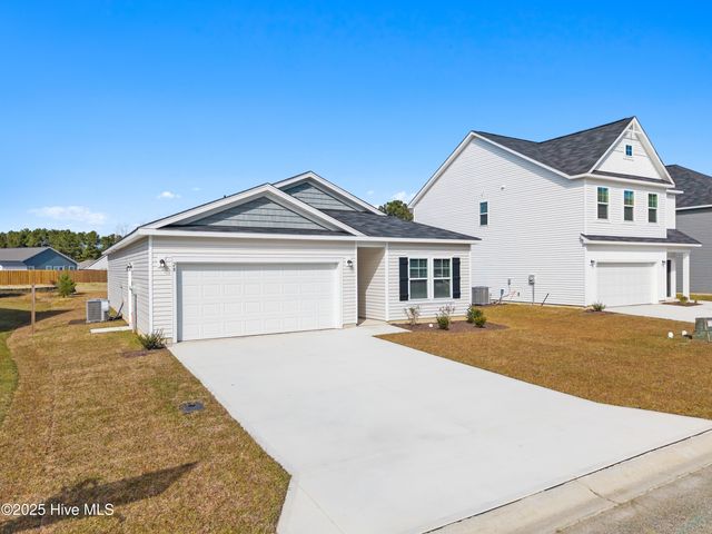 1152 Garland Lake Cir Sw, Supply, NC 28462
