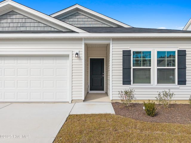 1152 Garland Lake Cir Sw, Supply, NC 28462