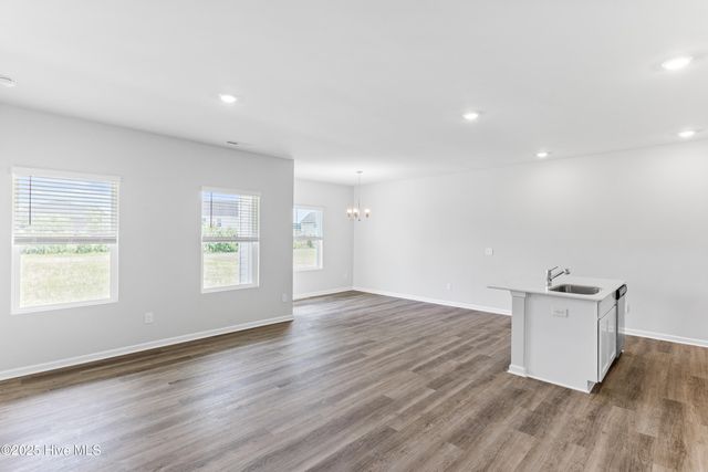 1152 Garland Lake Cir Sw, Supply, NC 28462