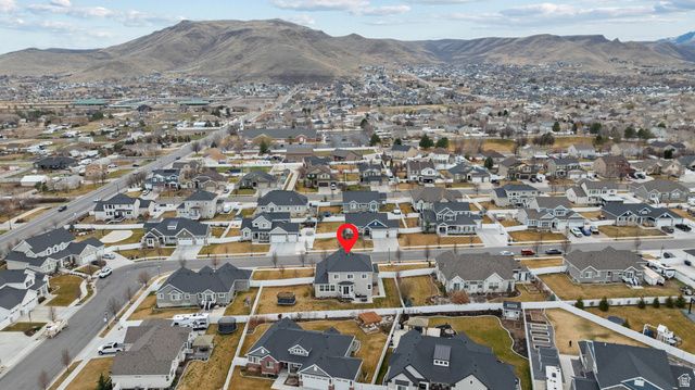6458 W CONIE BELL DR, Herriman, UT 84096