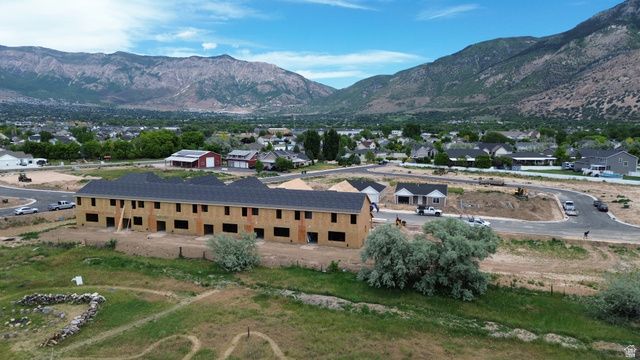 1071 N SUMMIT VIEW DR, Harrisville, UT 84404