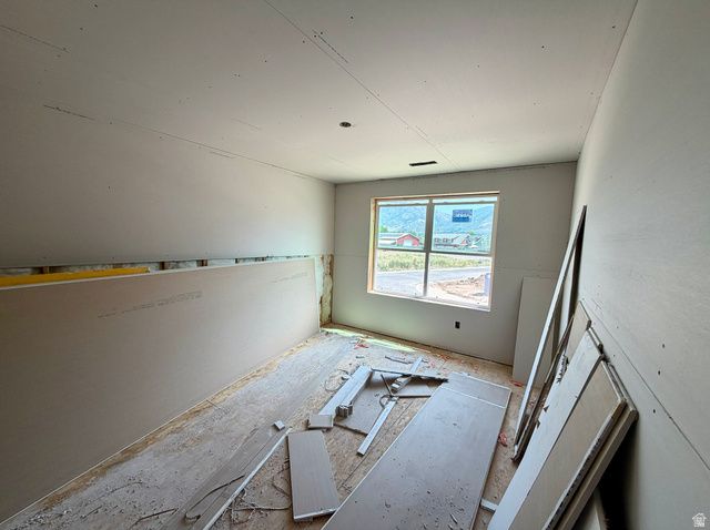 1071 N SUMMIT VIEW DR, Harrisville, UT 84404