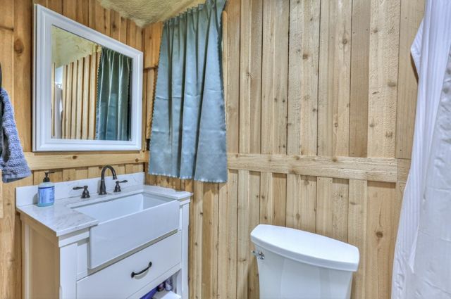 557 Ward Hollow Road, Shelbyville, TN 37160