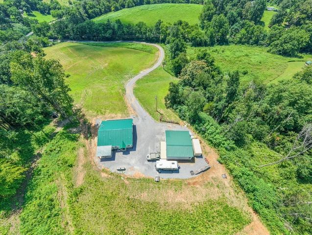 557 Ward Hollow Road, Shelbyville, TN 37160