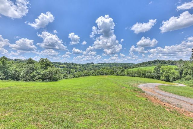 557 Ward Hollow Road, Shelbyville, TN 37160
