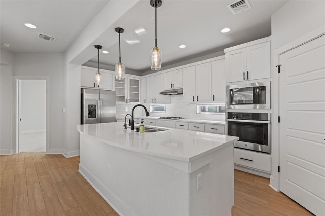 8707 Alderman DR, Austin, TX 78747