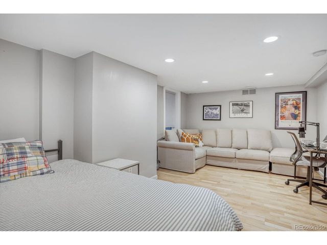 2209 Ash St, Denver, CO 80207