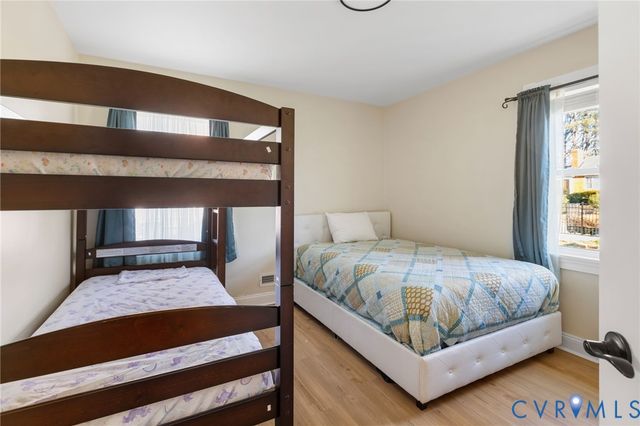 1308 Blue Jay Ln, Henrico, VA 23229