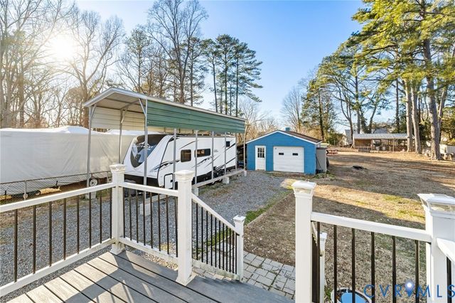 1308 Blue Jay Ln, Henrico, VA 23229