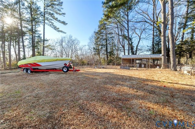 1308 Blue Jay Ln, Henrico, VA 23229