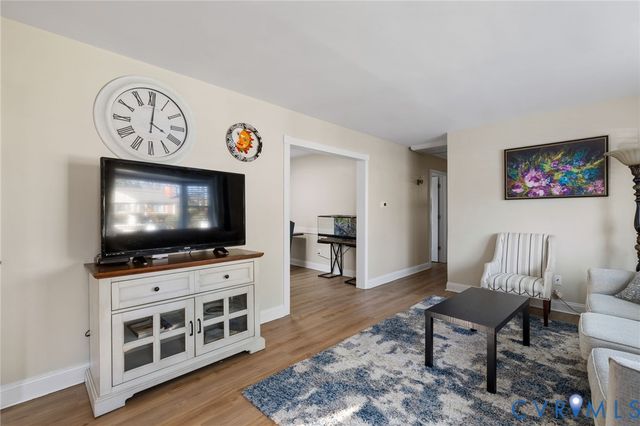 1308 Blue Jay Ln, Henrico, VA 23229