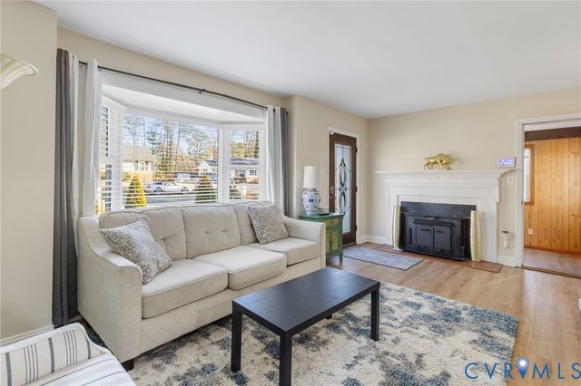 1308 Blue Jay Ln, Henrico, VA 23229