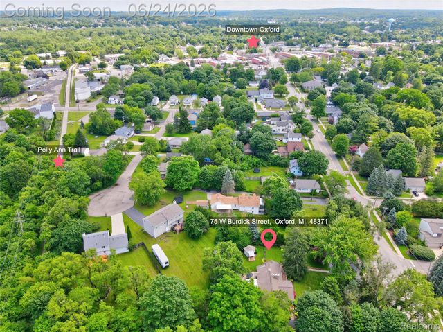 75 W Burdick Street, Oxford Village, MI 48371