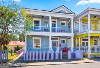 11 E 41St Street, Savannah, GA 31401