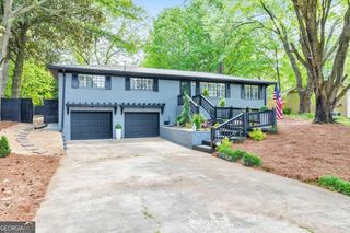 1810 Kinridge Road, Marietta, GA 30062