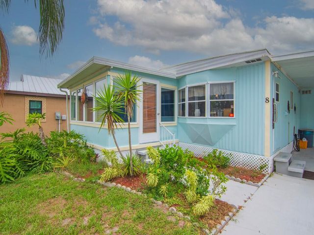 8 Brisa Lane, Port St. Lucie, Port St Lucie, FL 34952