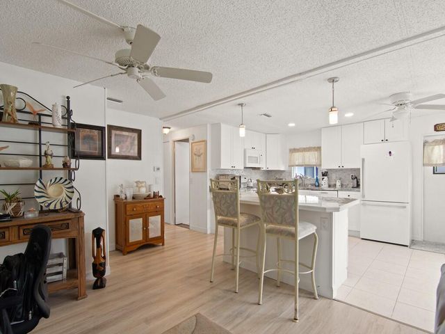 8 Brisa Lane, Port St. Lucie, Port St Lucie, FL 34952