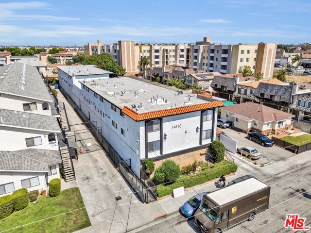 14110 Yukon Avenue, Hawthorne, CA 90250