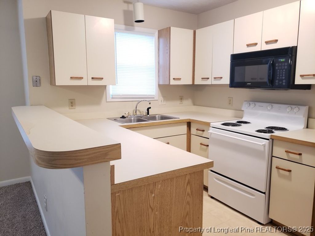 6788 Willowbrook Drive 9, Fayetteville, NC 28314