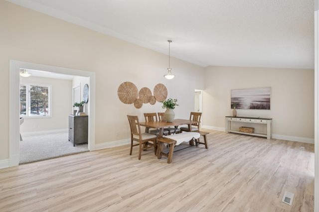 9705 St Johns Road, Minnetonka, MN 55305