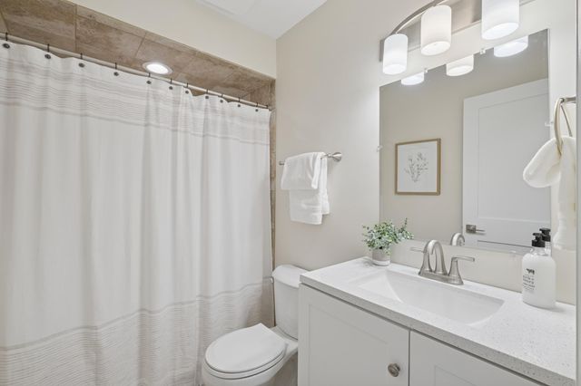 9705 St Johns Road, Minnetonka, MN 55305