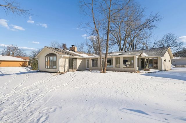 9705 St Johns Road, Minnetonka, MN 55305