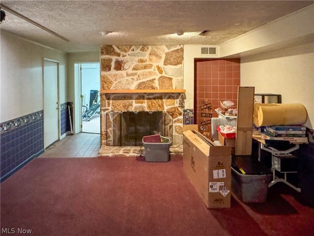 1318 Highland Avenue E, Salem, OH 44460
