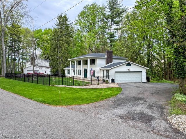 1318 Highland Avenue E, Salem, OH 44460
