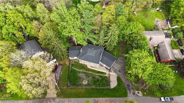 1318 Highland Avenue E, Salem, OH 44460