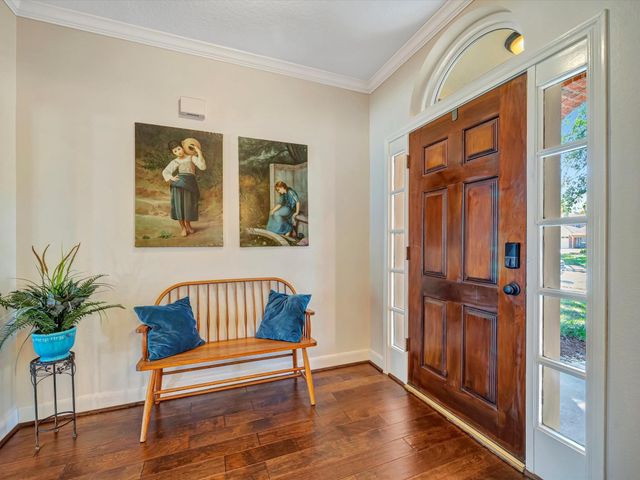 714 Crestwood Drive, El Lago, TX 77586