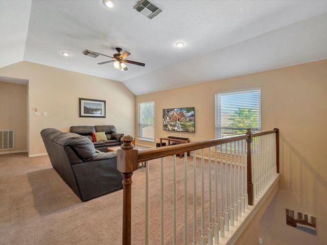 714 Crestwood Drive, El Lago, TX 77586