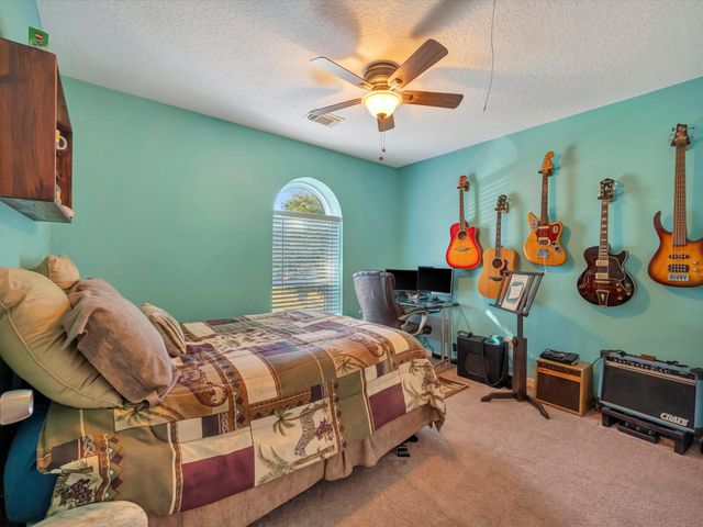 714 Crestwood Drive, El Lago, TX 77586