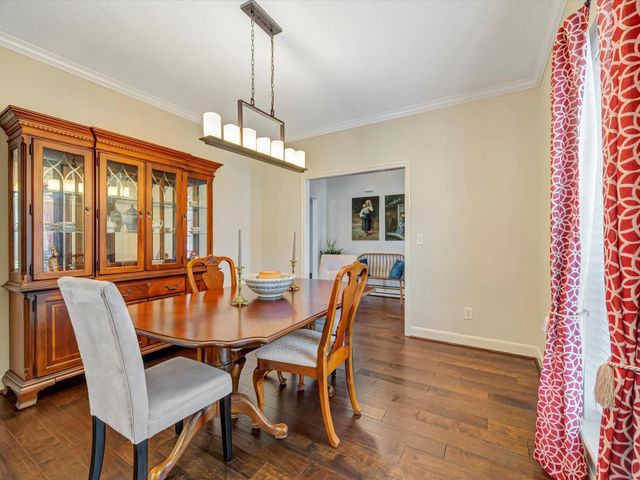 714 Crestwood Drive, El Lago, TX 77586