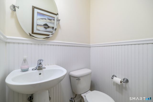 2 Finney Lane 31, Stamford, CT 06902