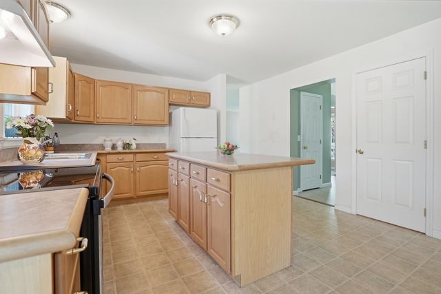 15 Allaire Drive, St. Albans Town, VT 05478